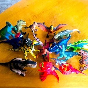 Large lot of 20 Colourful  Dinosaur Toy Set 2 with Light and Sound Jurassic Park